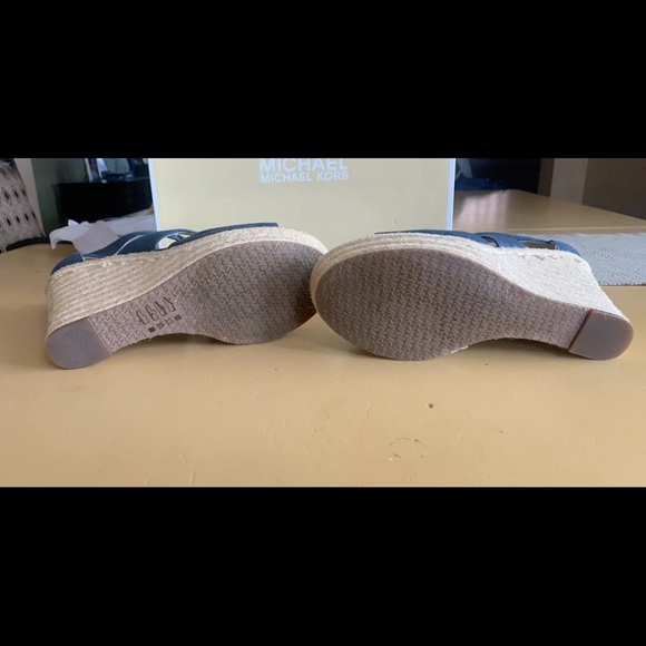 Wedges - Picture 1 of 3